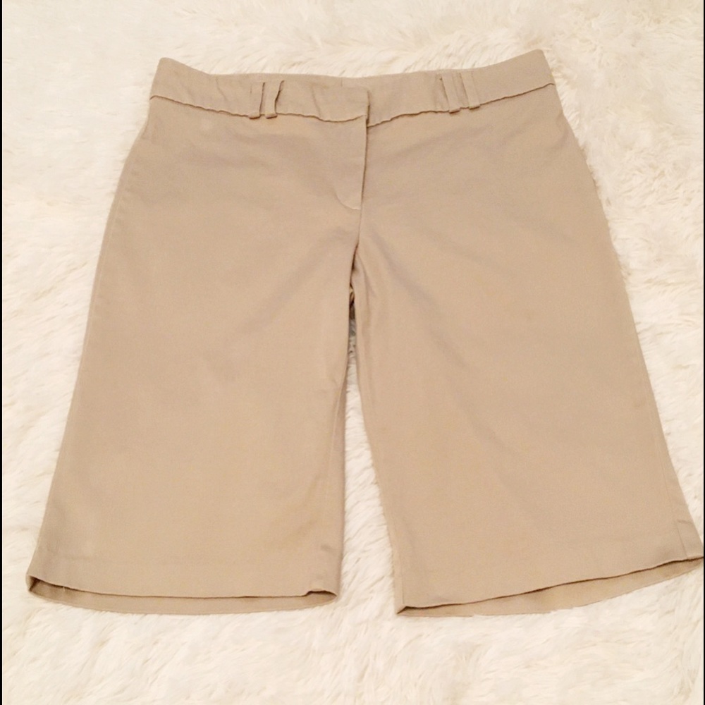 Carole Little Khaki Bermuda Shorts Size-6